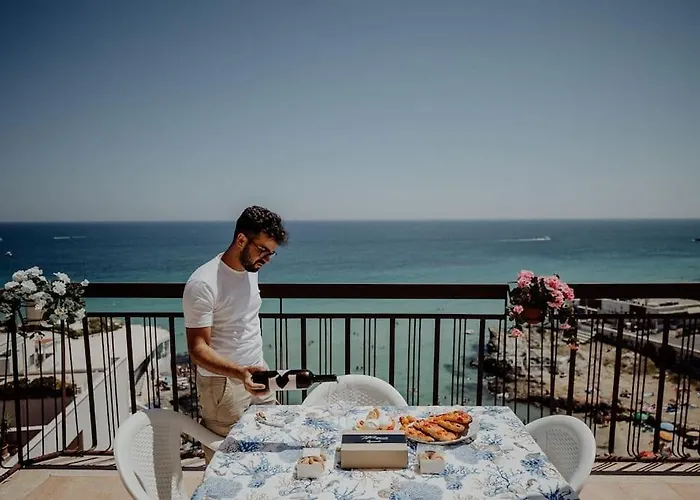 La Terrazza Sul Mare By Monholiday *