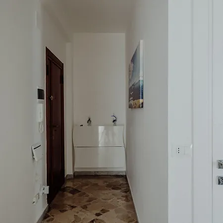 Apartamento La Terrazza Sul Mare By Monholiday *